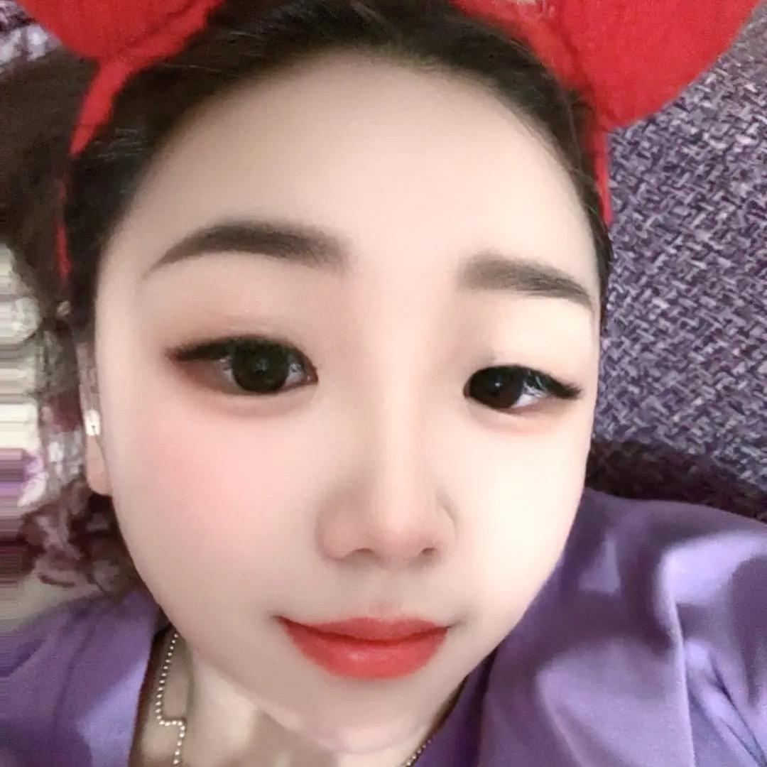 爱吃辣条的小仙女