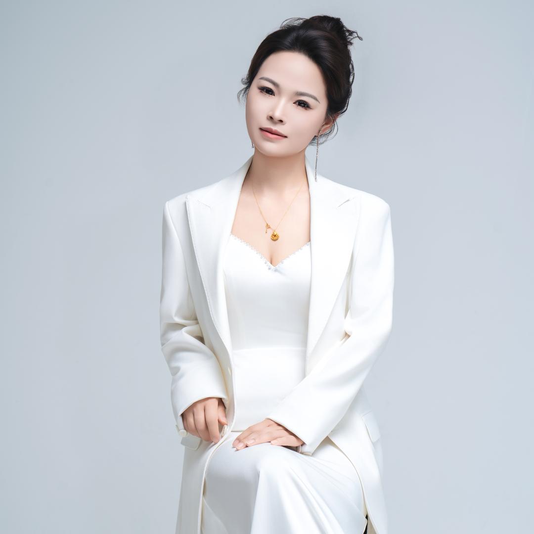 伊美（龙姐）美容美体店