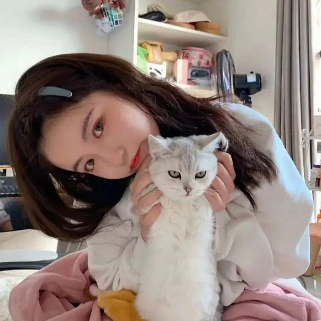小茜不是美女