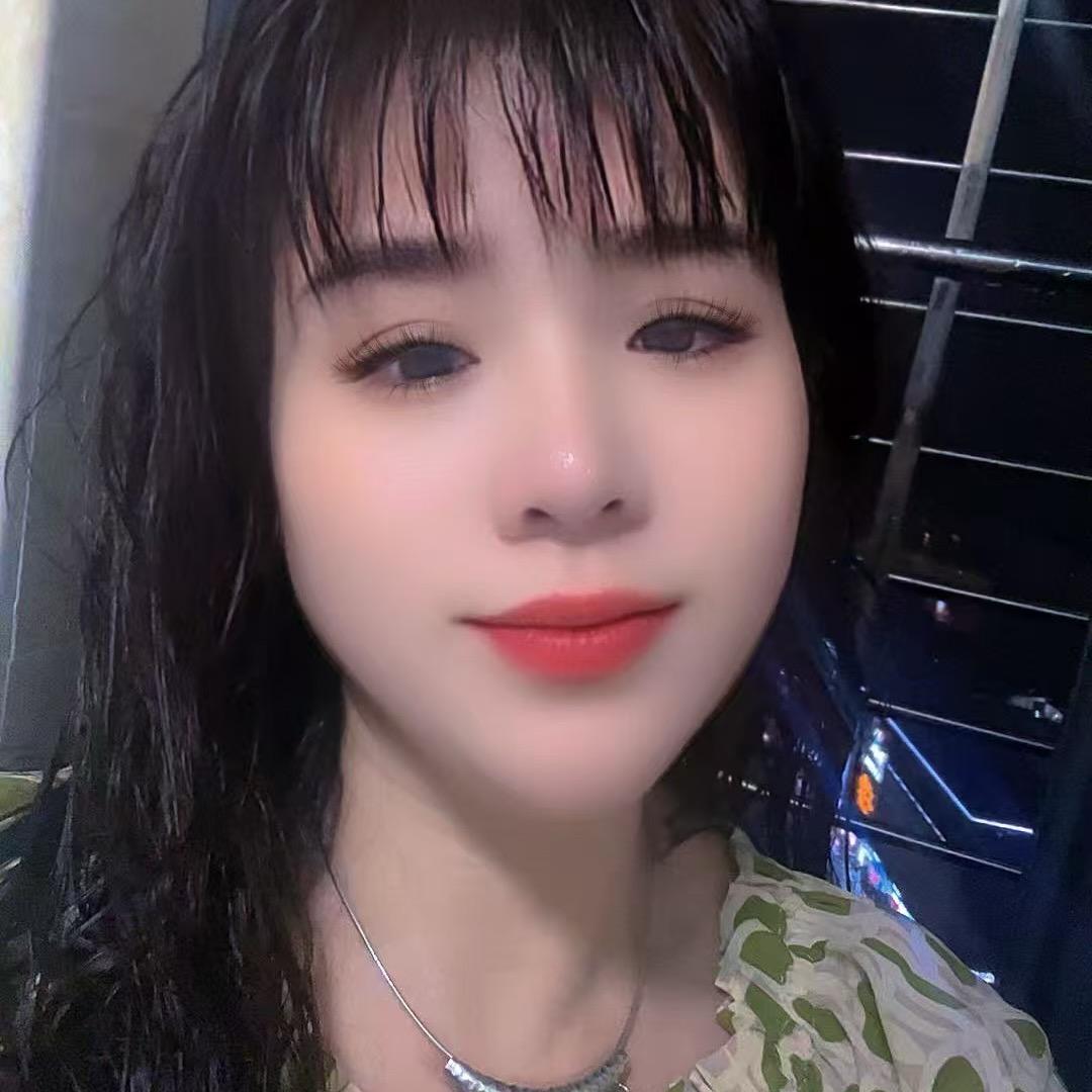 晓月月