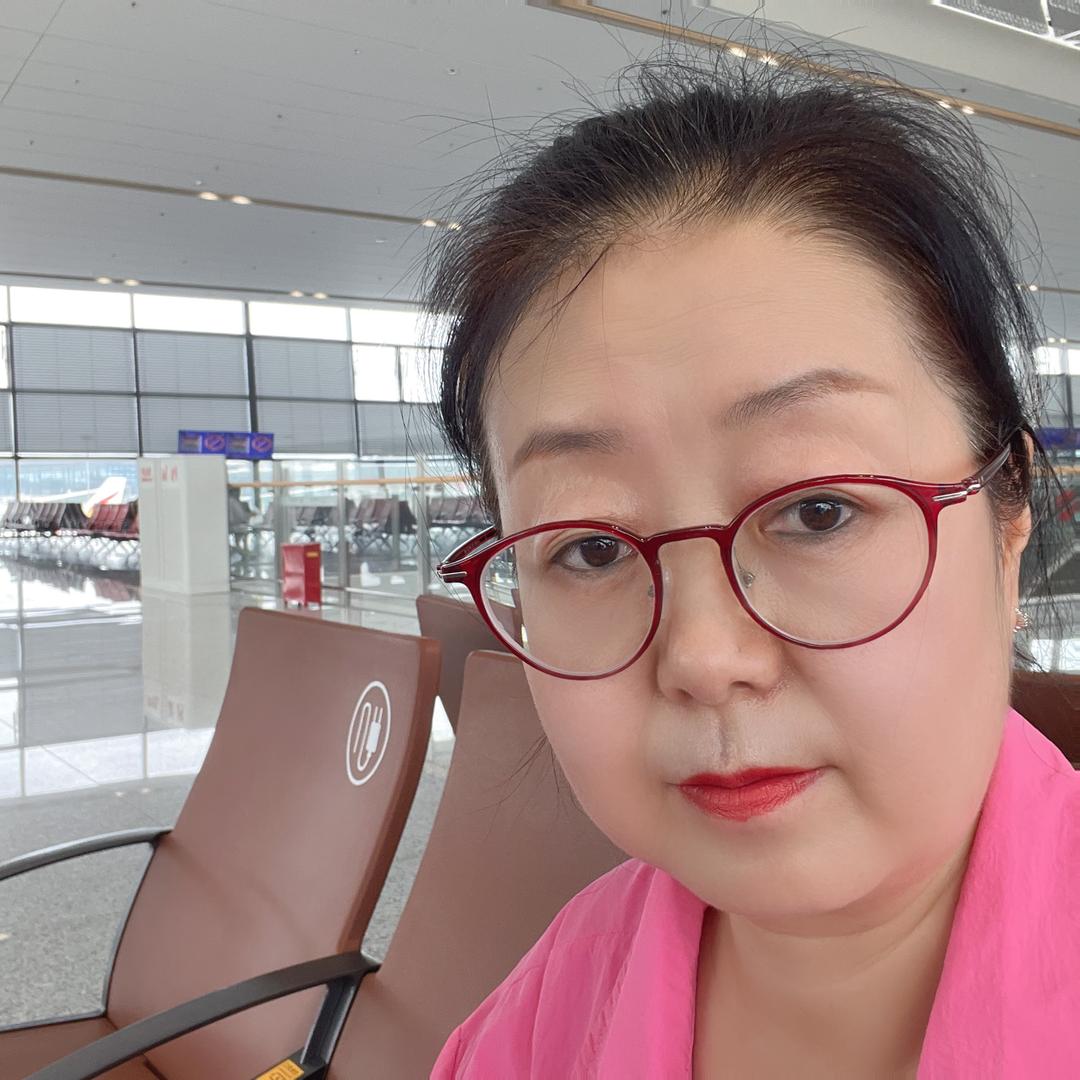 玥宝家政李老师