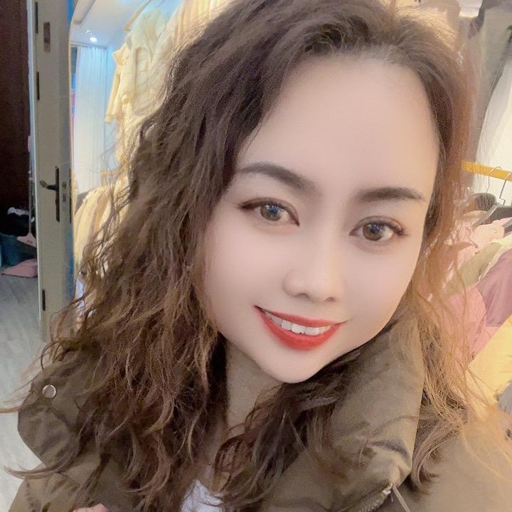 长子玲玲服装店（泉姿曼全国招代理）