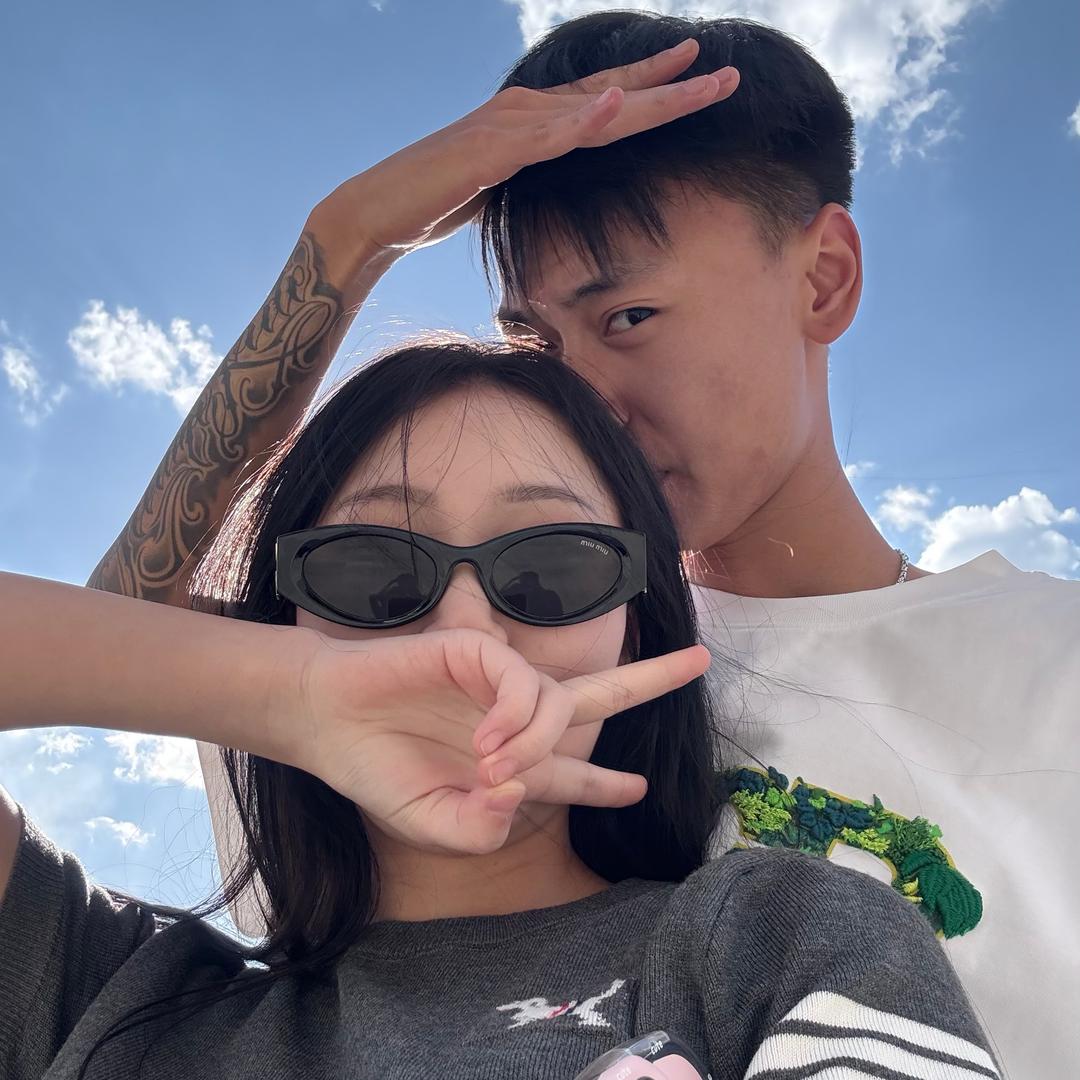 杨垂垂.