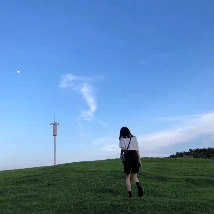 晴空万.李@