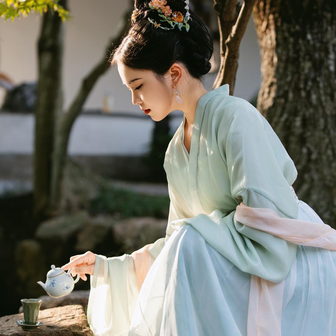 书雪与茶