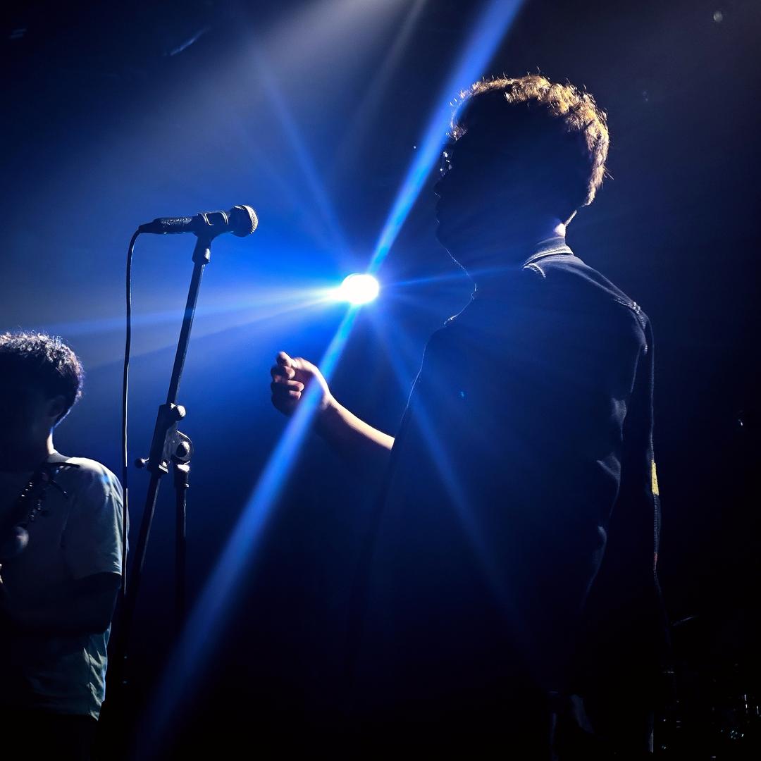 沉醉于迷墙之中