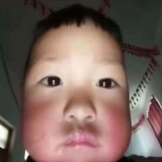 柳如烟。