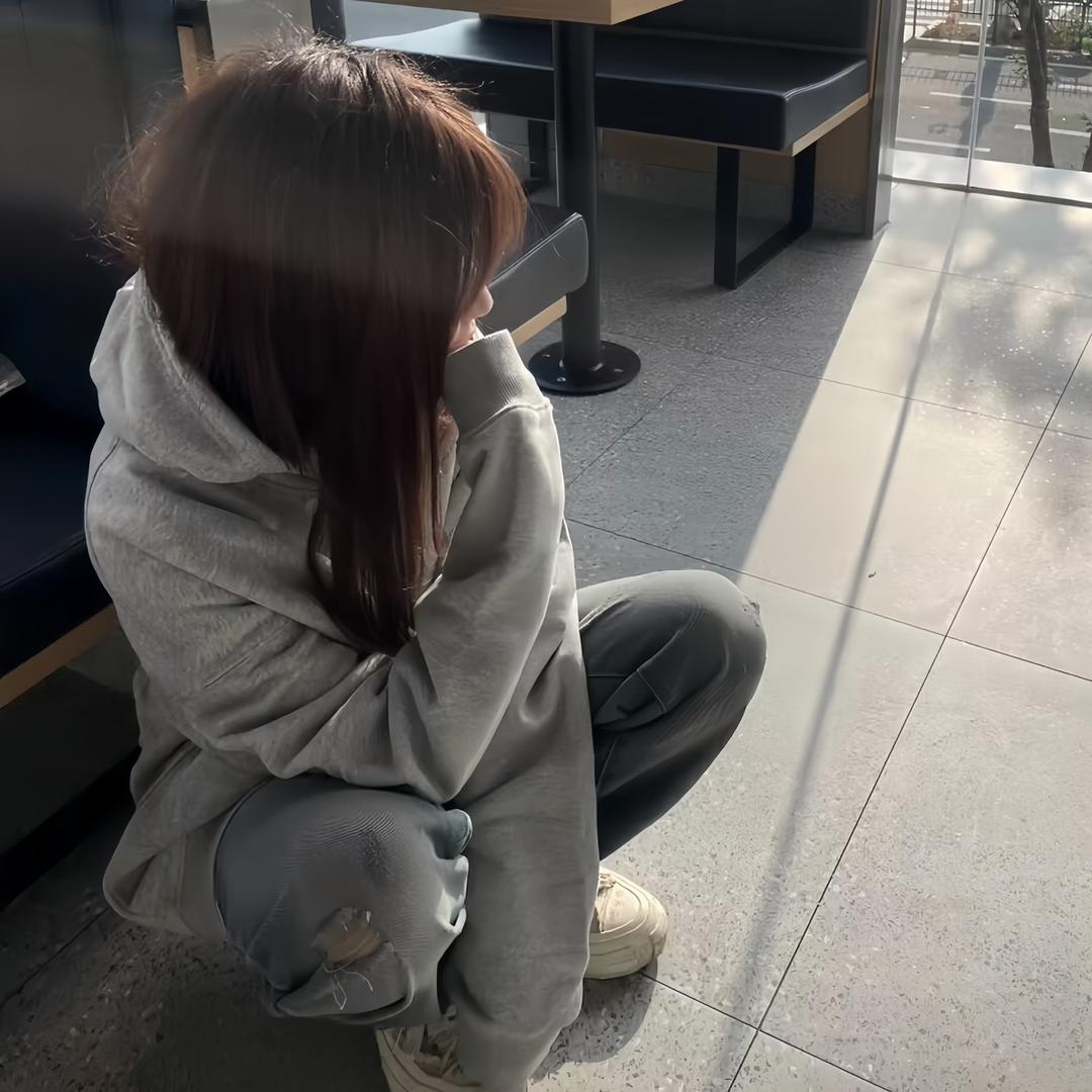 知欧周.