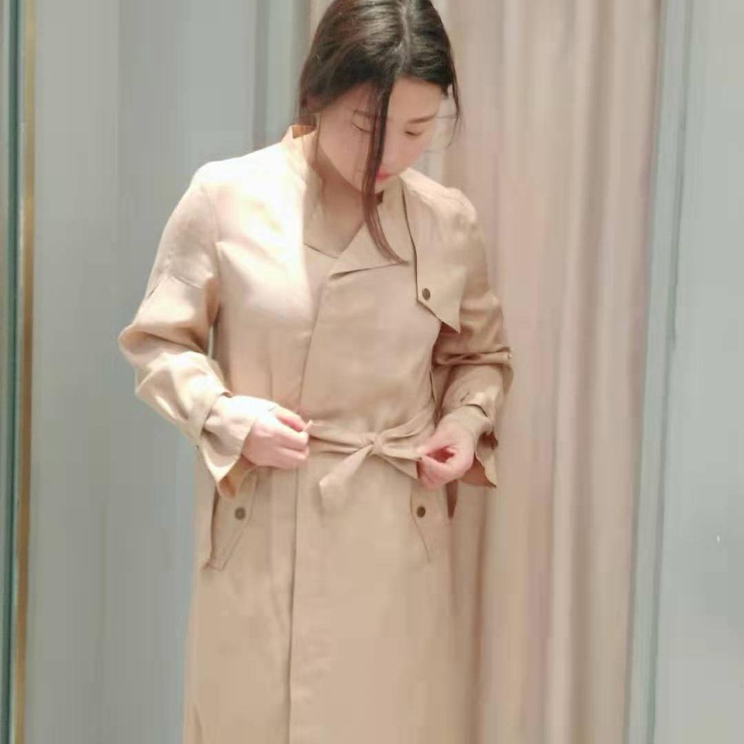 俏巴