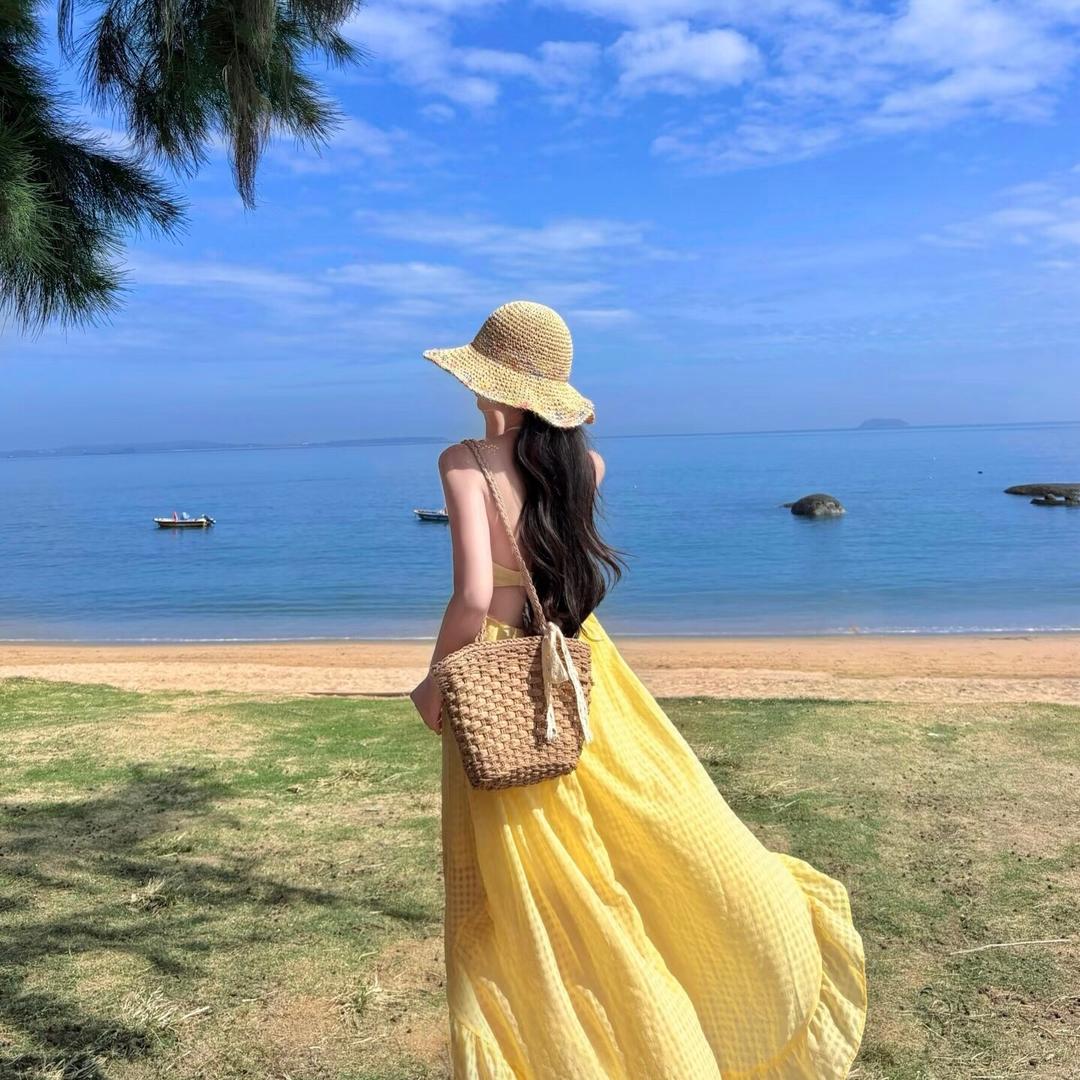 不露腿的小尹💃