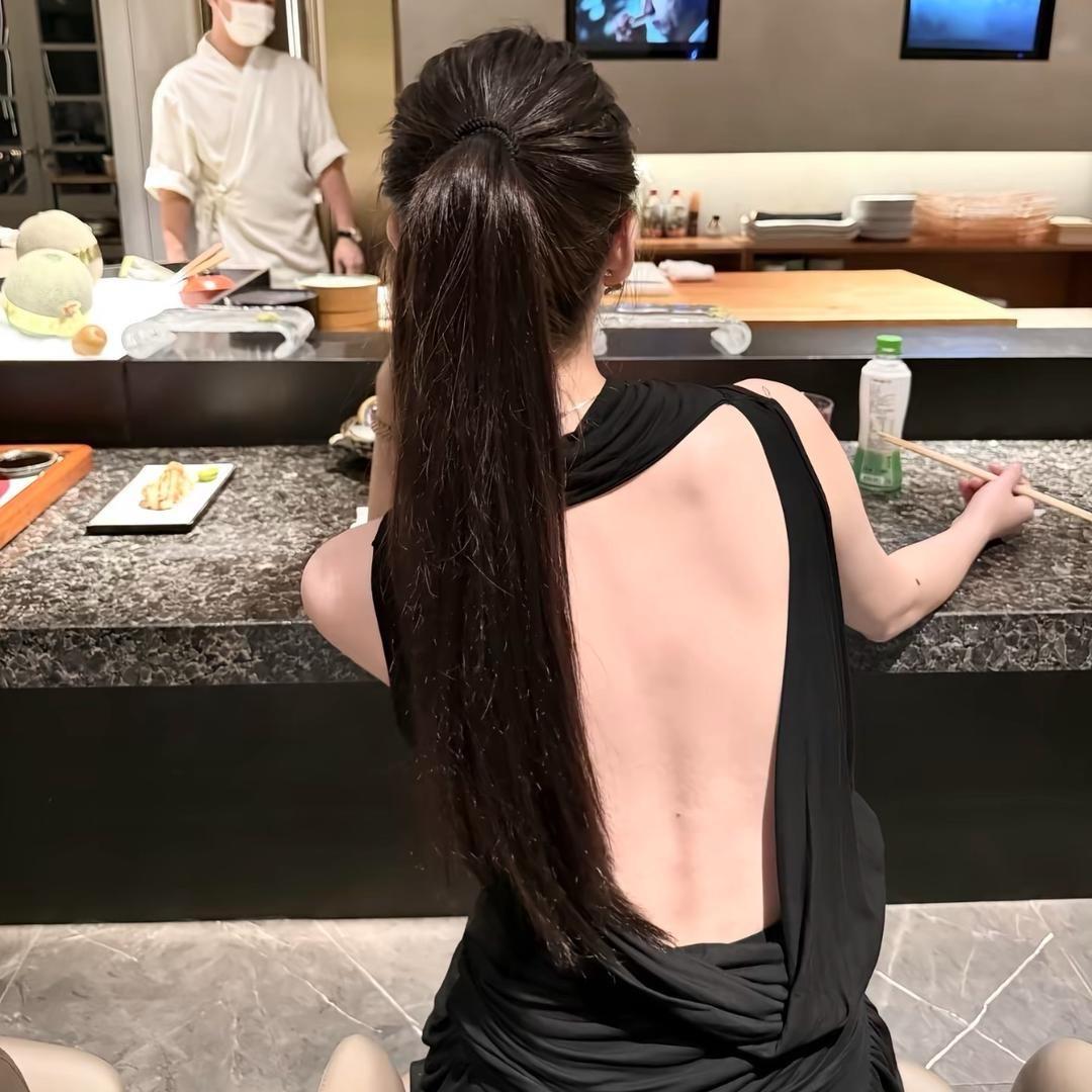 是仙女。