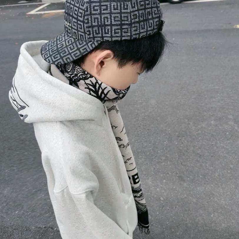 小小轩💫.