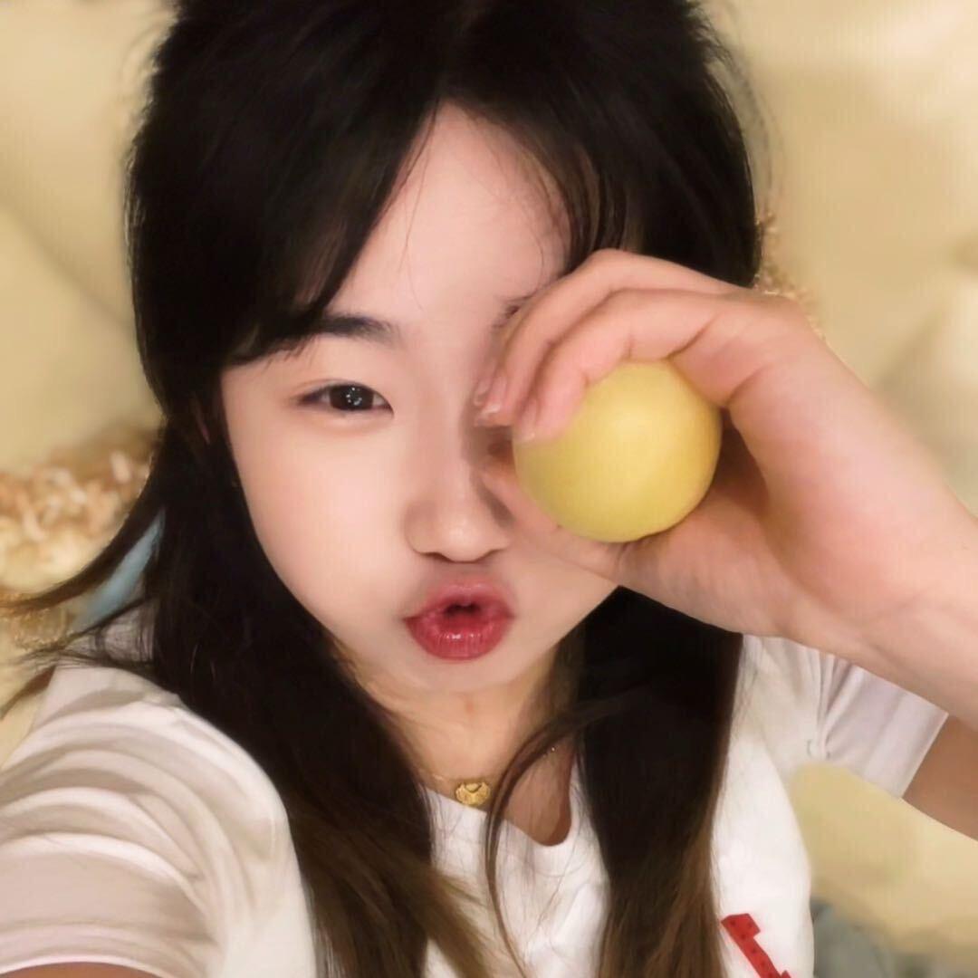 妮妮小姐