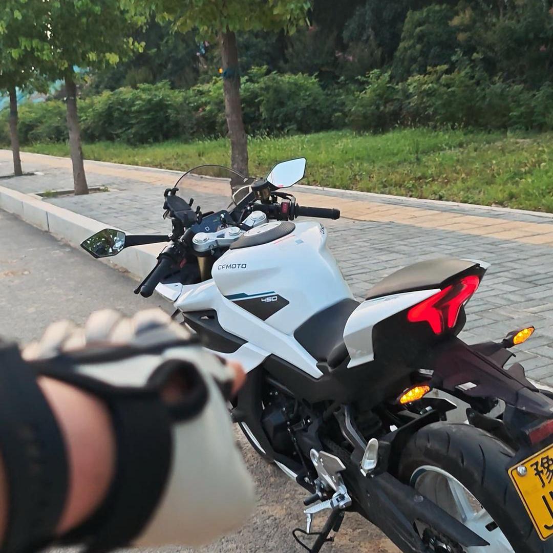 爱骑车🏍️