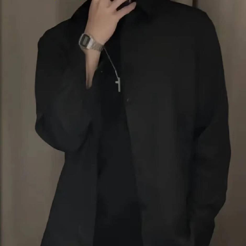 陌.