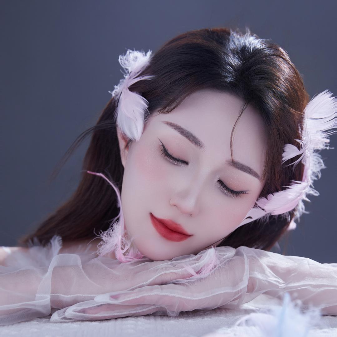 柒柒