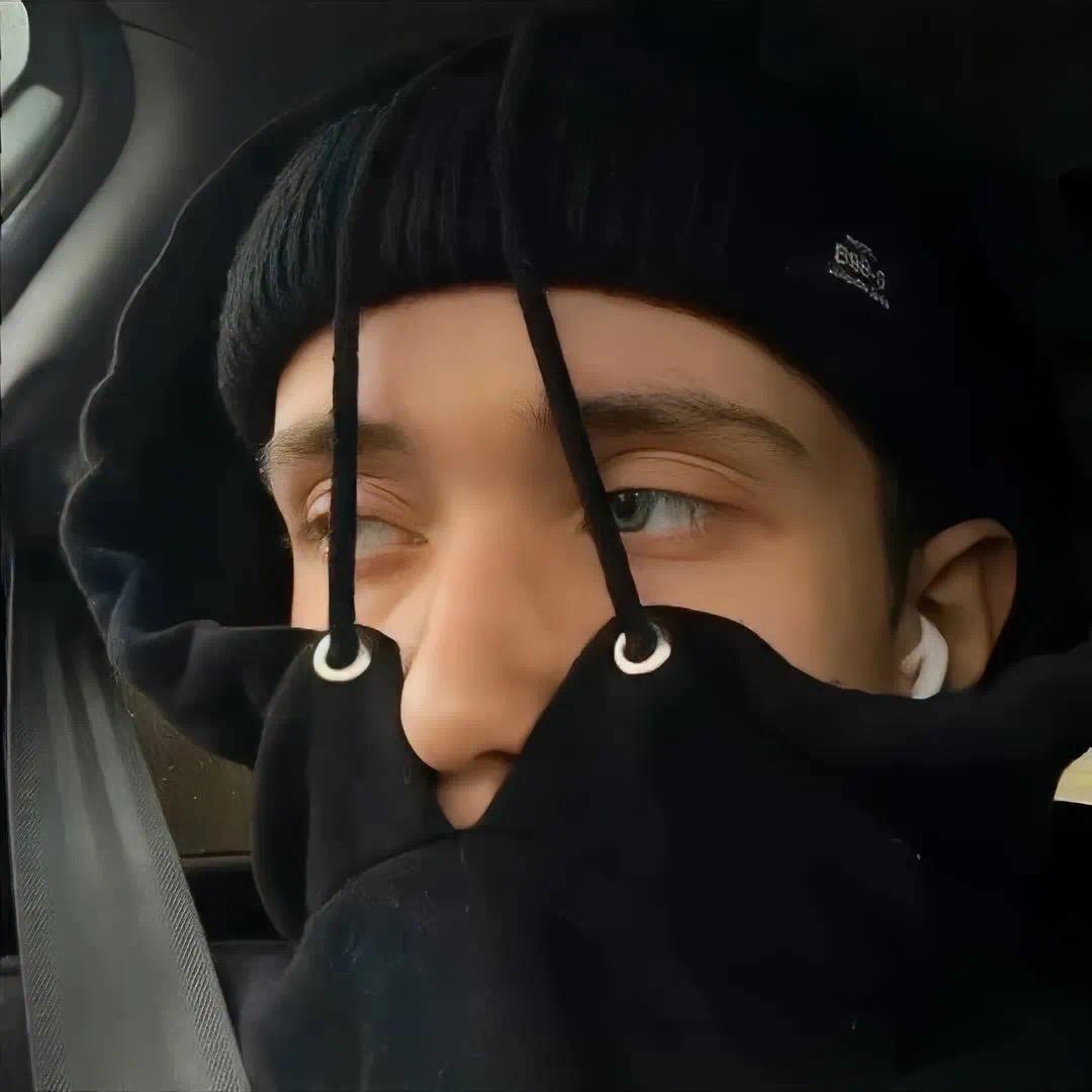 Eeee.
