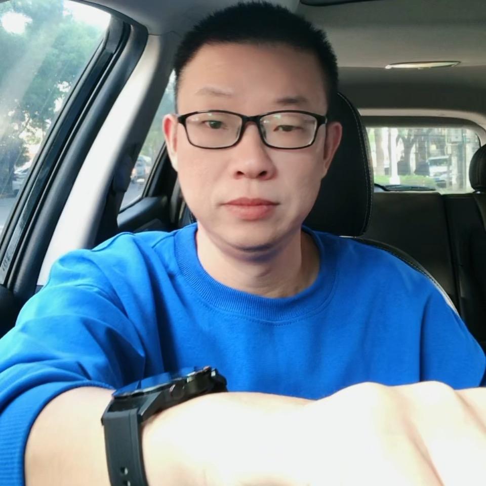 沪漂的何大哥