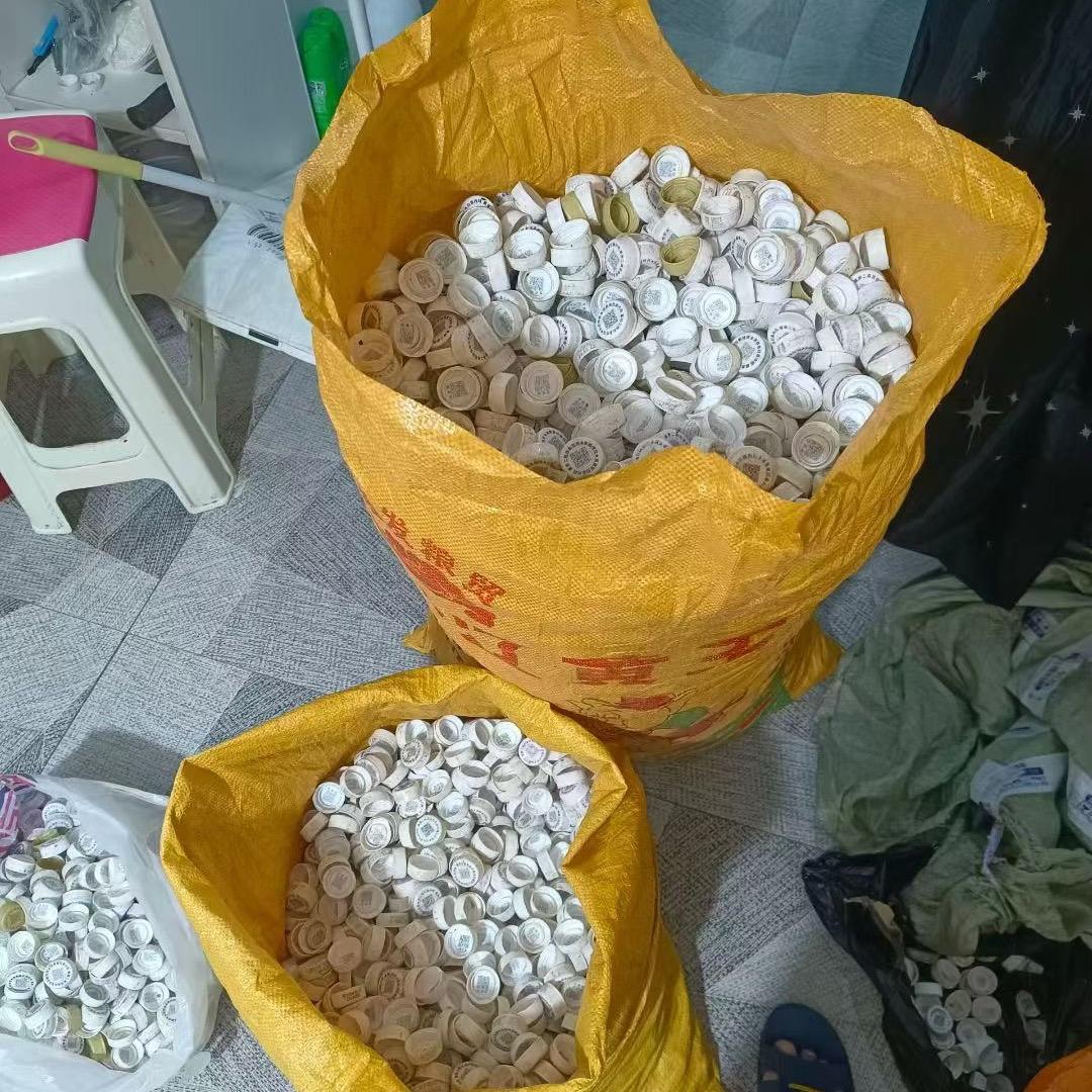 小小瓶盖（阿发）