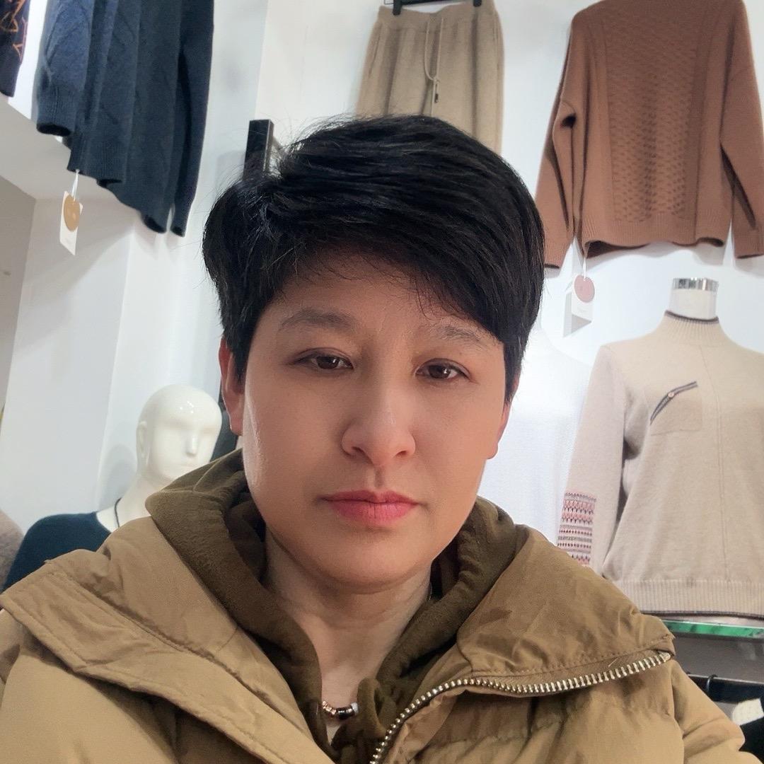 小白羊羊绒店         （白养黑）