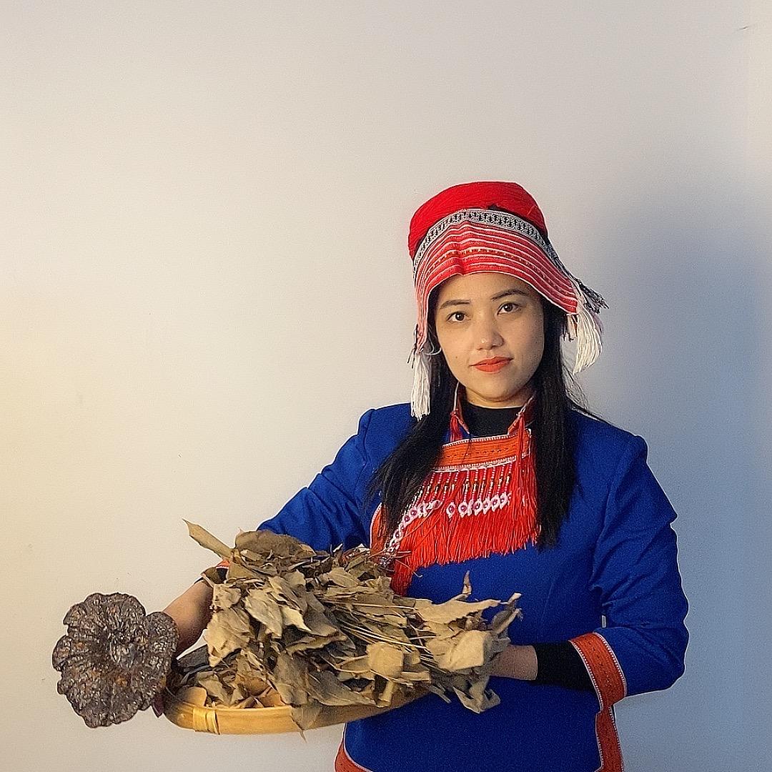 瑶族传承霞姐（侗房花竹汤）