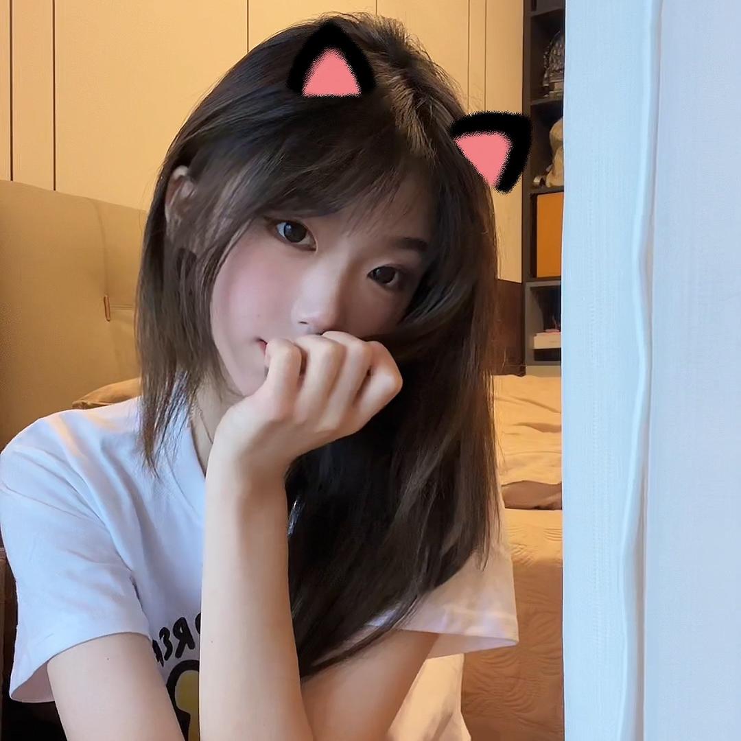 佳佳今天不吃泡芙