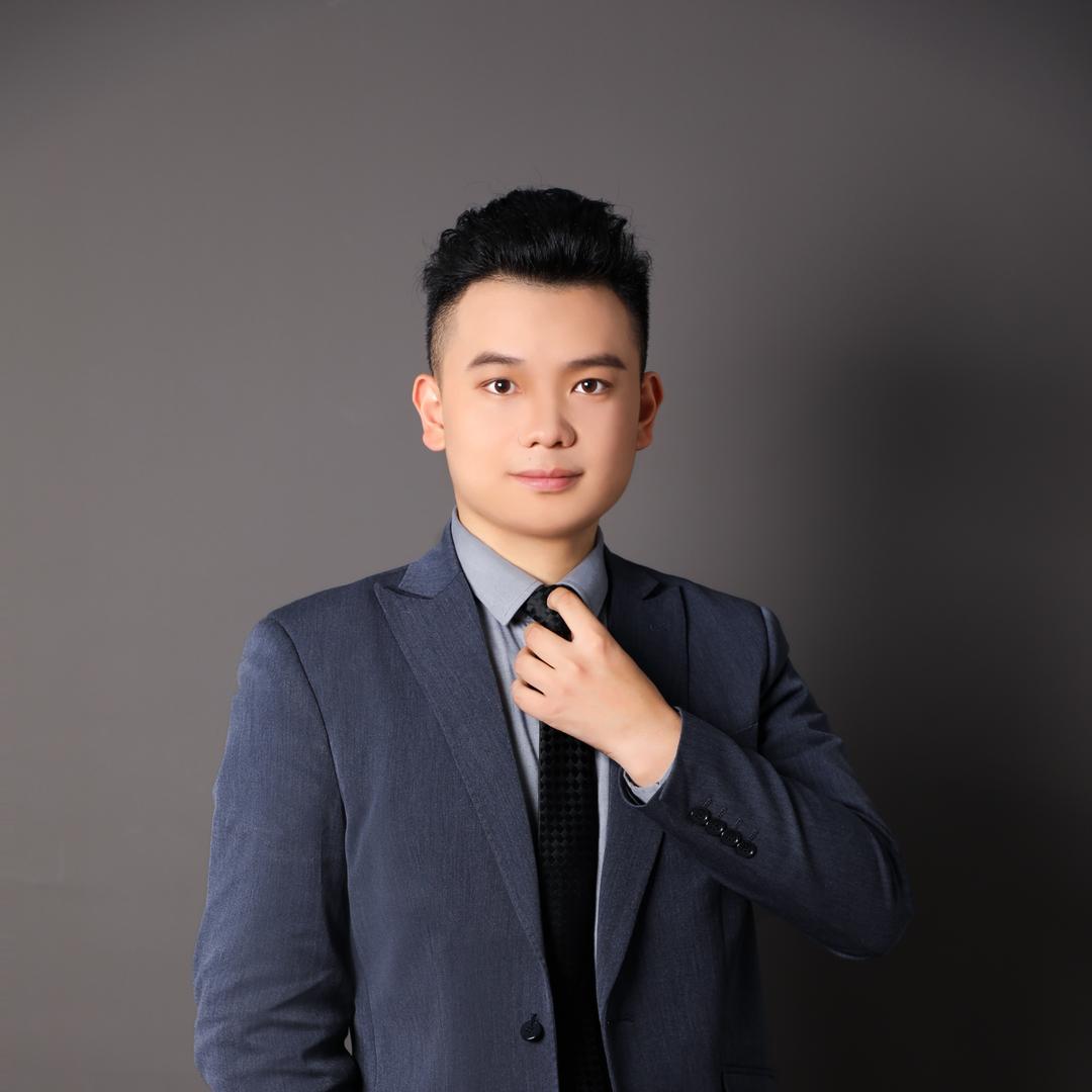 沈沈，江山大观