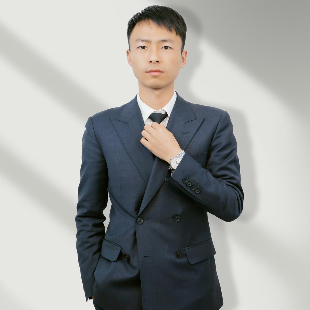 半山奥体城🏠小余🐳
