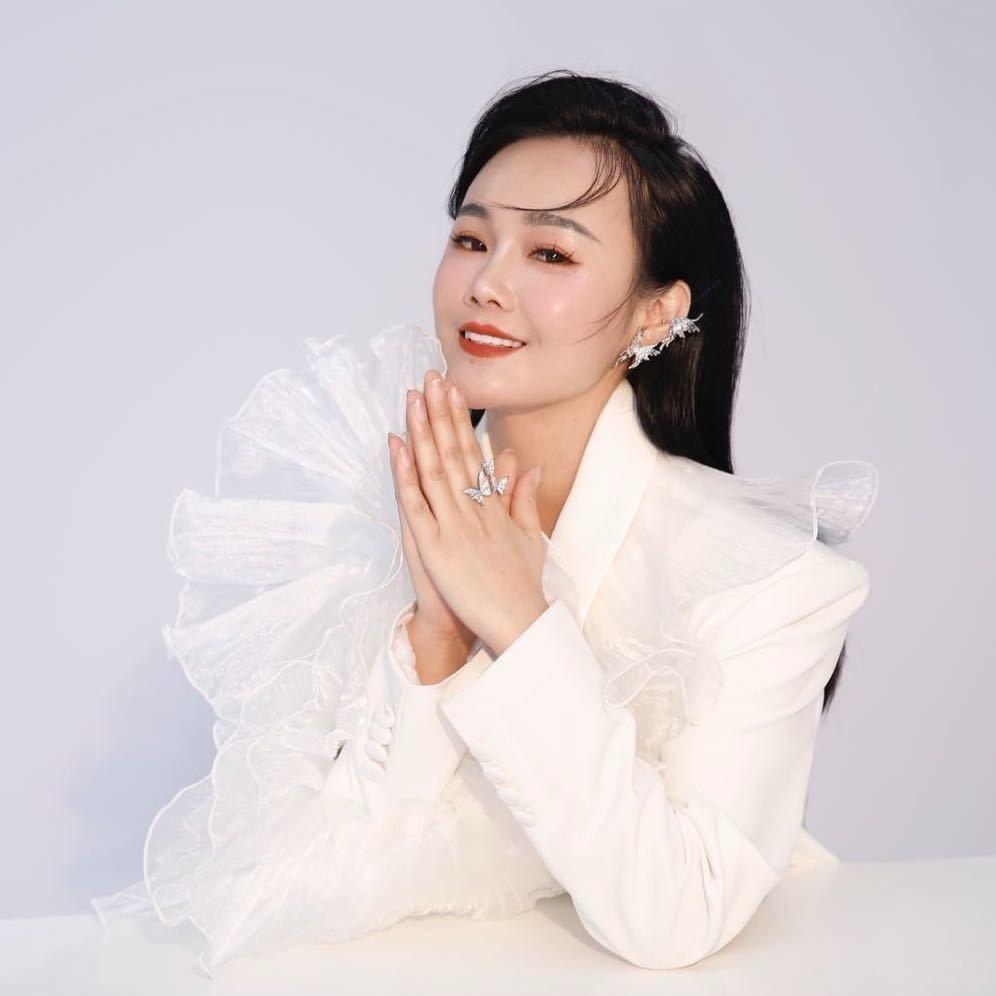 流沙张大小姐(肌肤日记商品城秀陇76号)