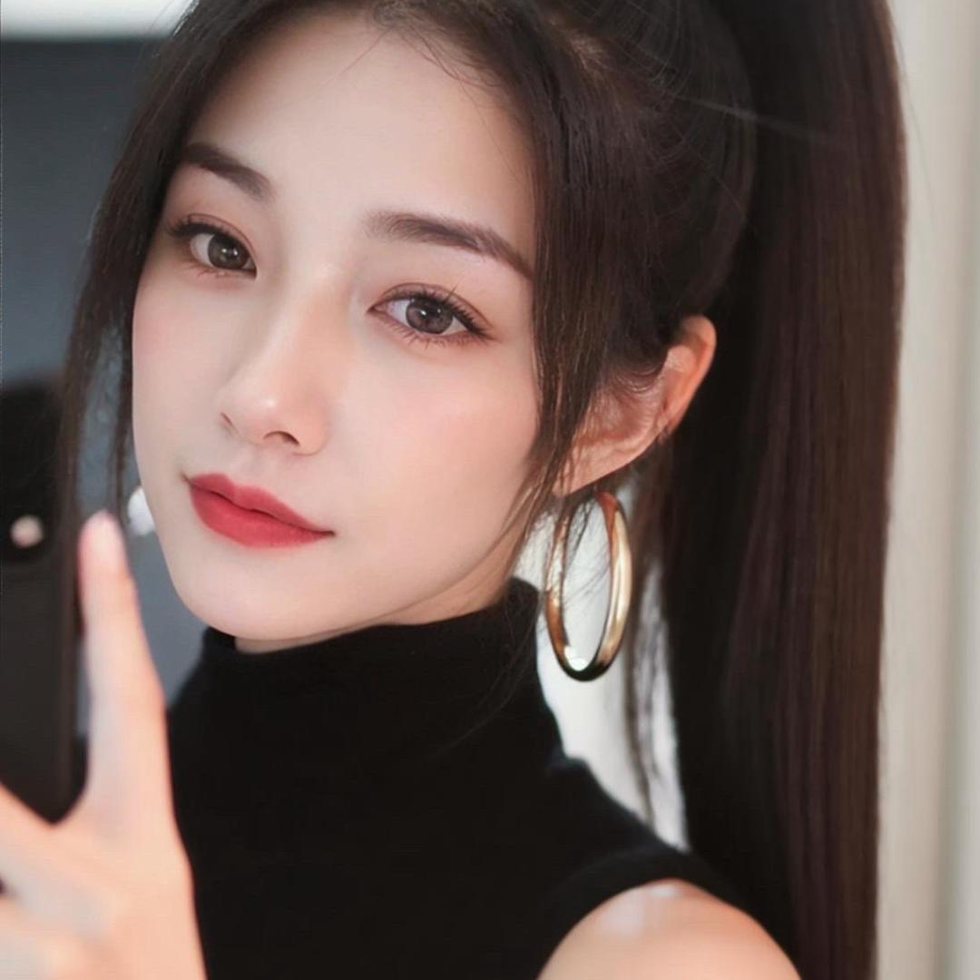 王丽丽一个人