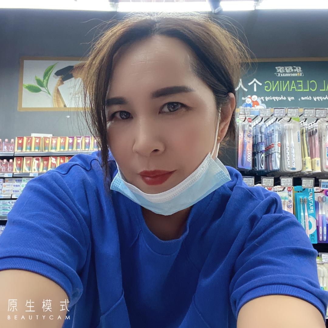 巧家店唯拾壹鞋城～杨杨