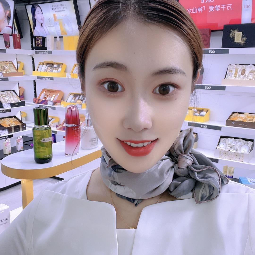 李木子名妆（每天早上7:00直播）