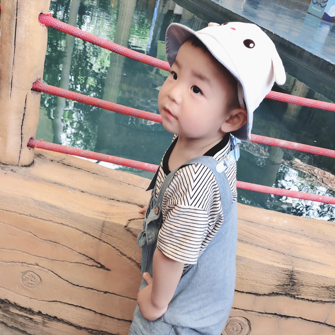 广东办公家具定制工厂