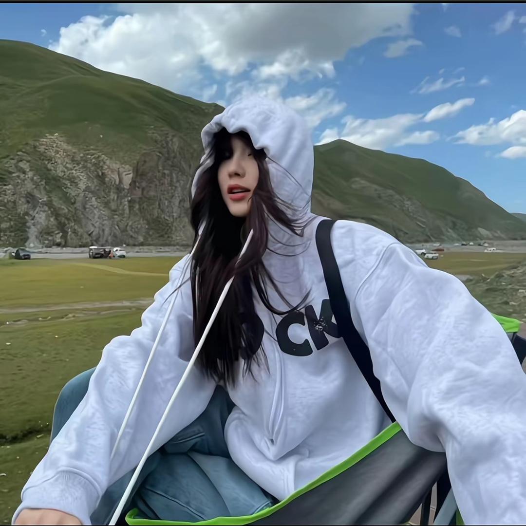 沐沐。