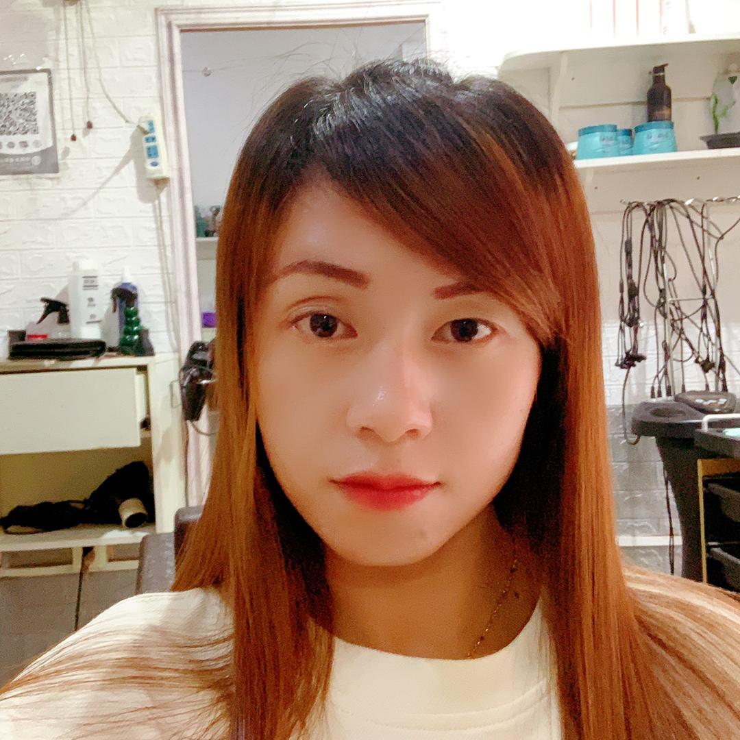 小小英(^｡^)发艺轩