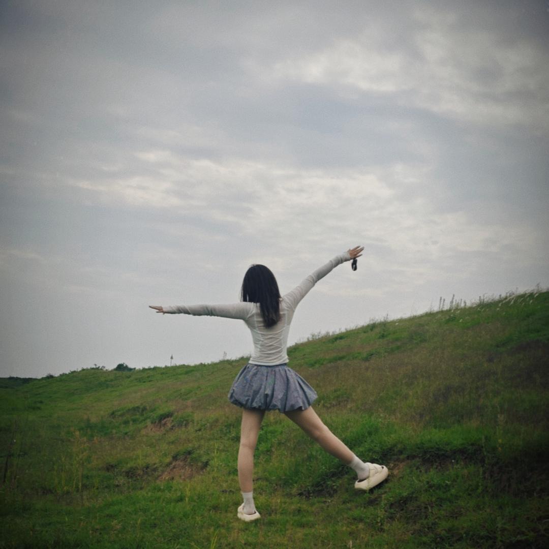 郑方形□