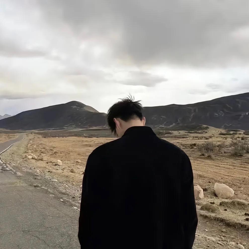 努力的憨憨