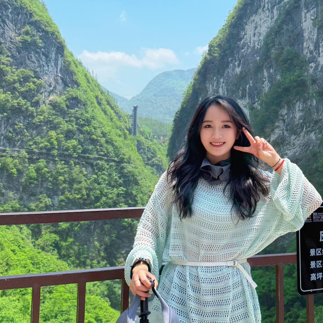 诗诗妹儿带你吃八方