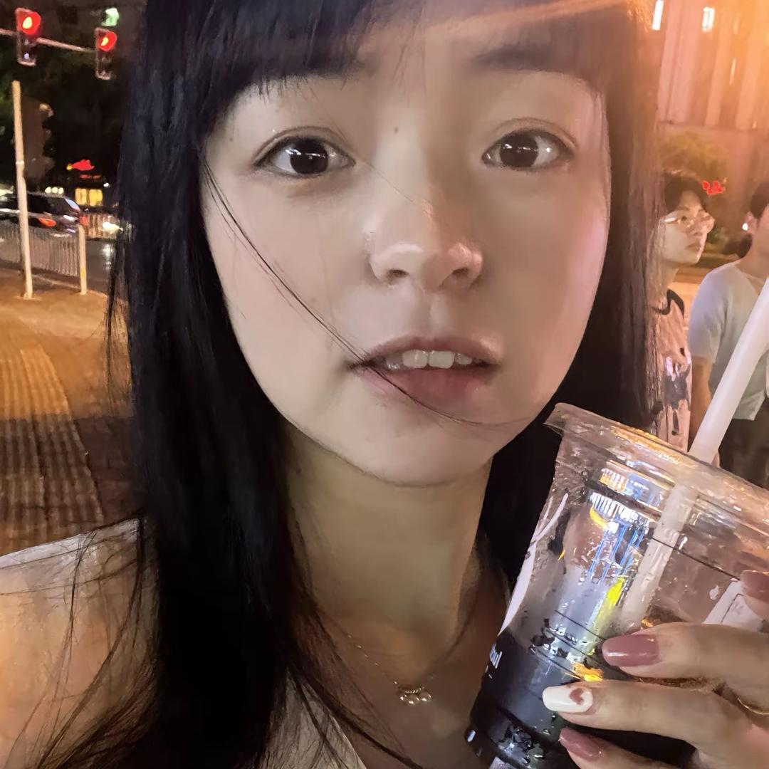 我是亚亚呀～