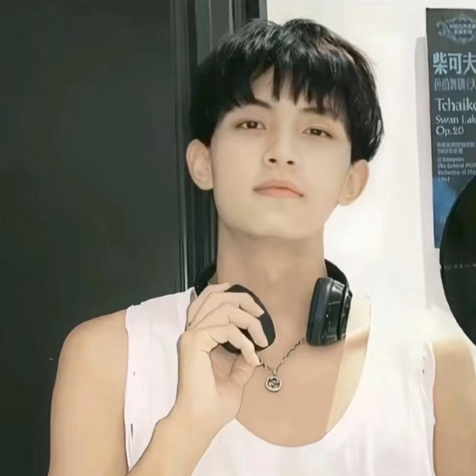 贡～久～💕