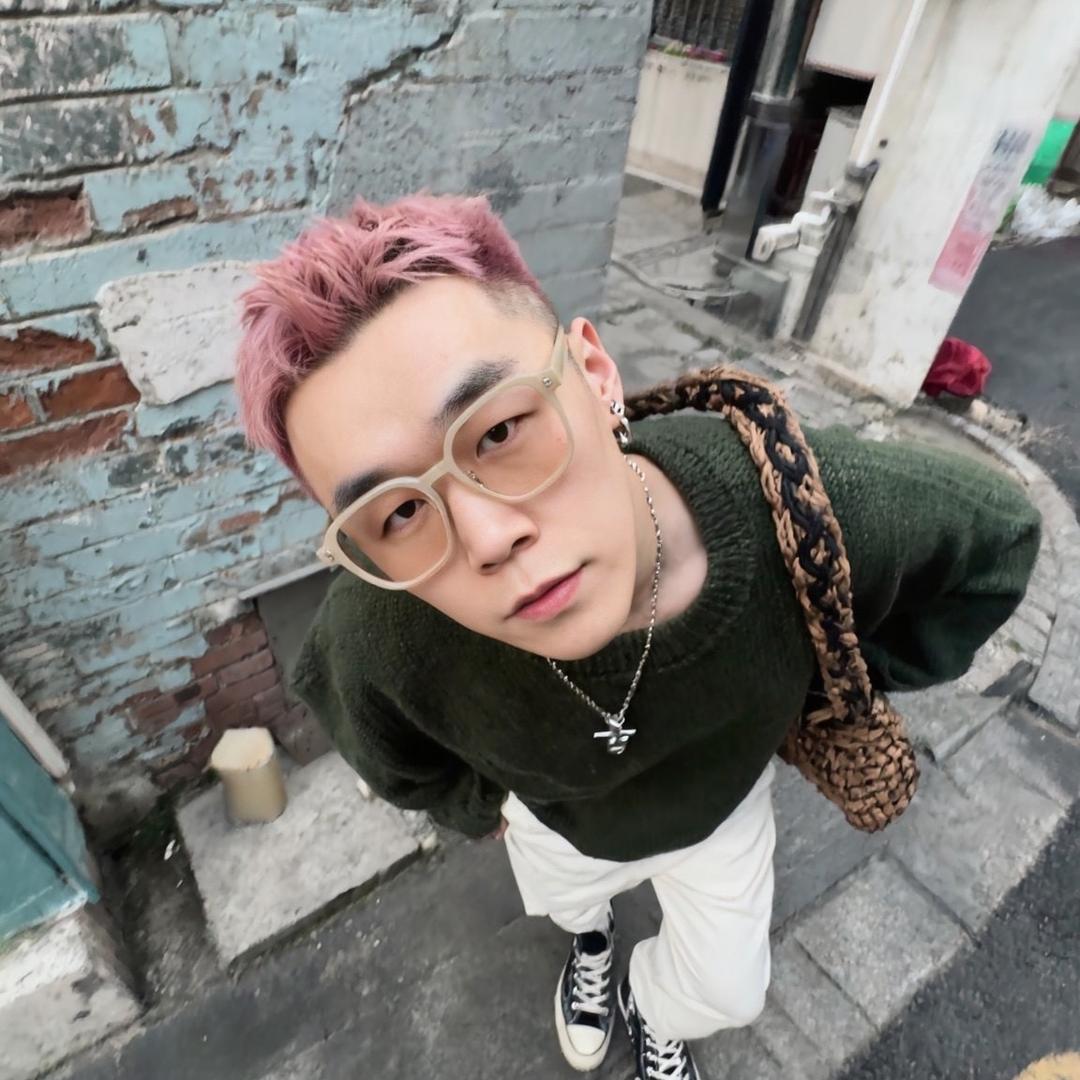 大连纳萨减龄发型设计•马克