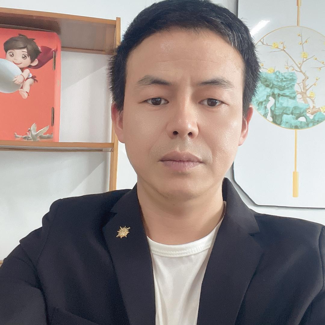文文为生活努力奋斗