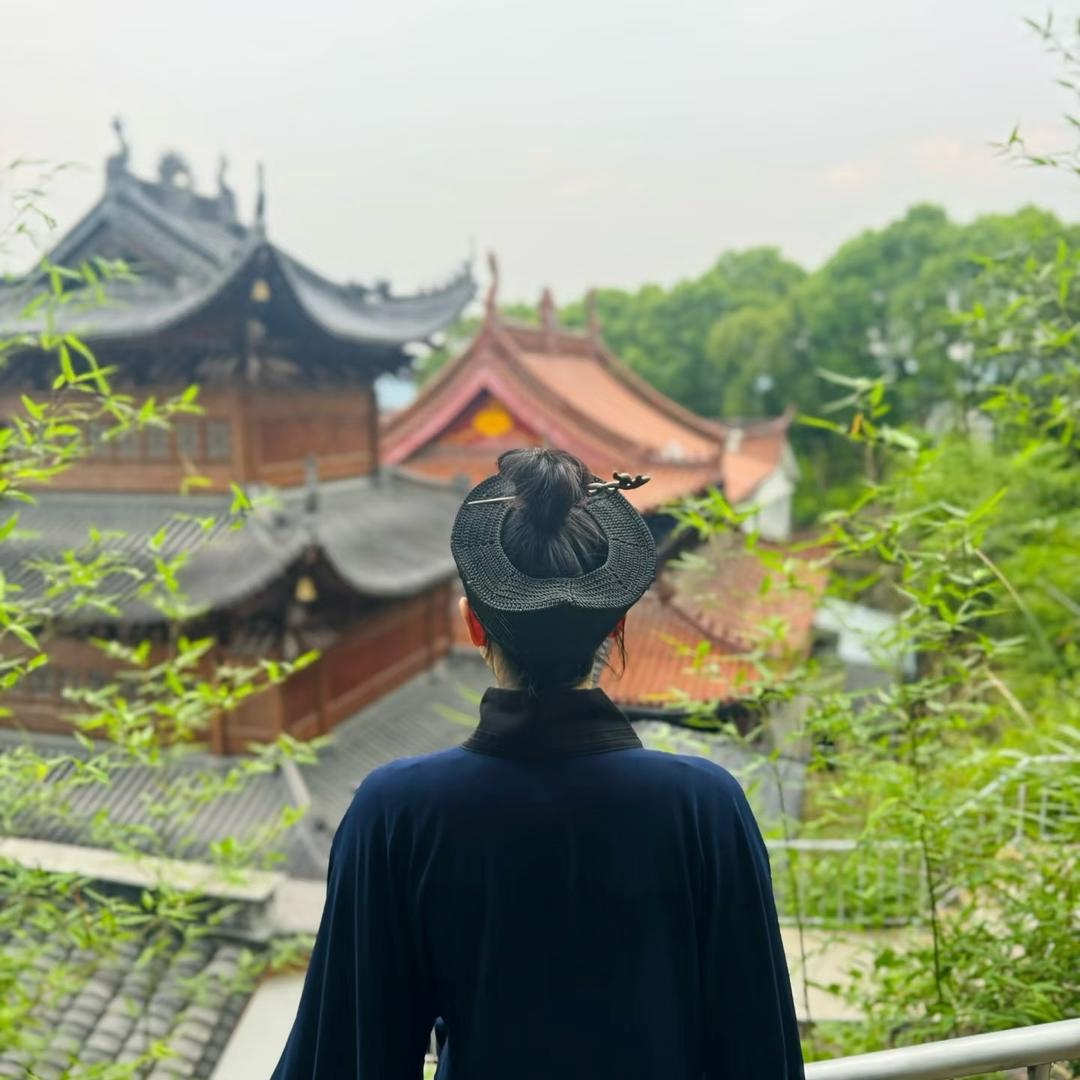玄鸿居士