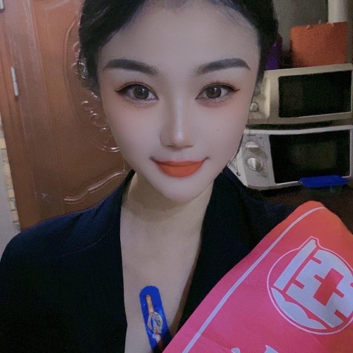 亚一金店商贸店 月月