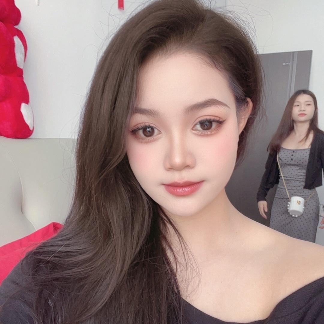 小英服装店