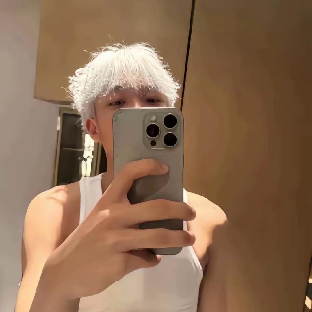y³
