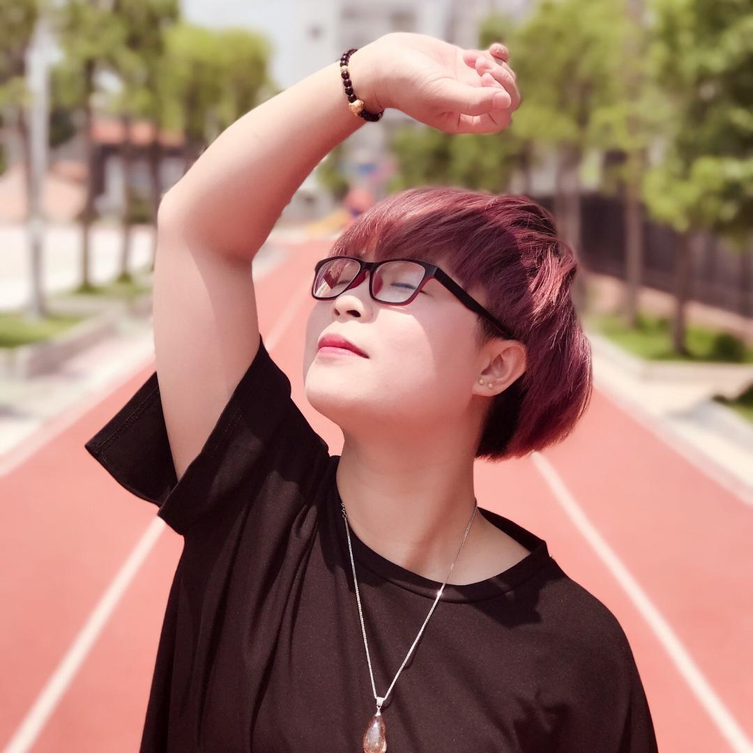 娜🔥可乐细婶
