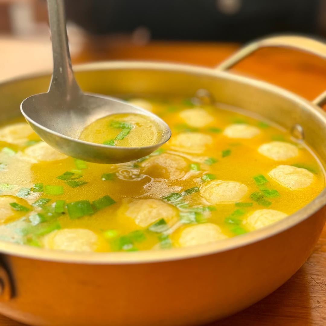 坐下还能吃亿碗🥣