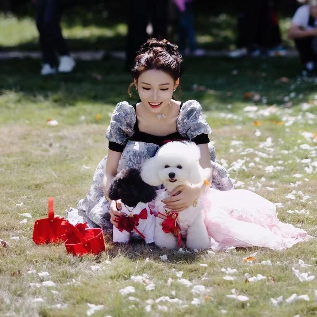 李小宝姐姐
