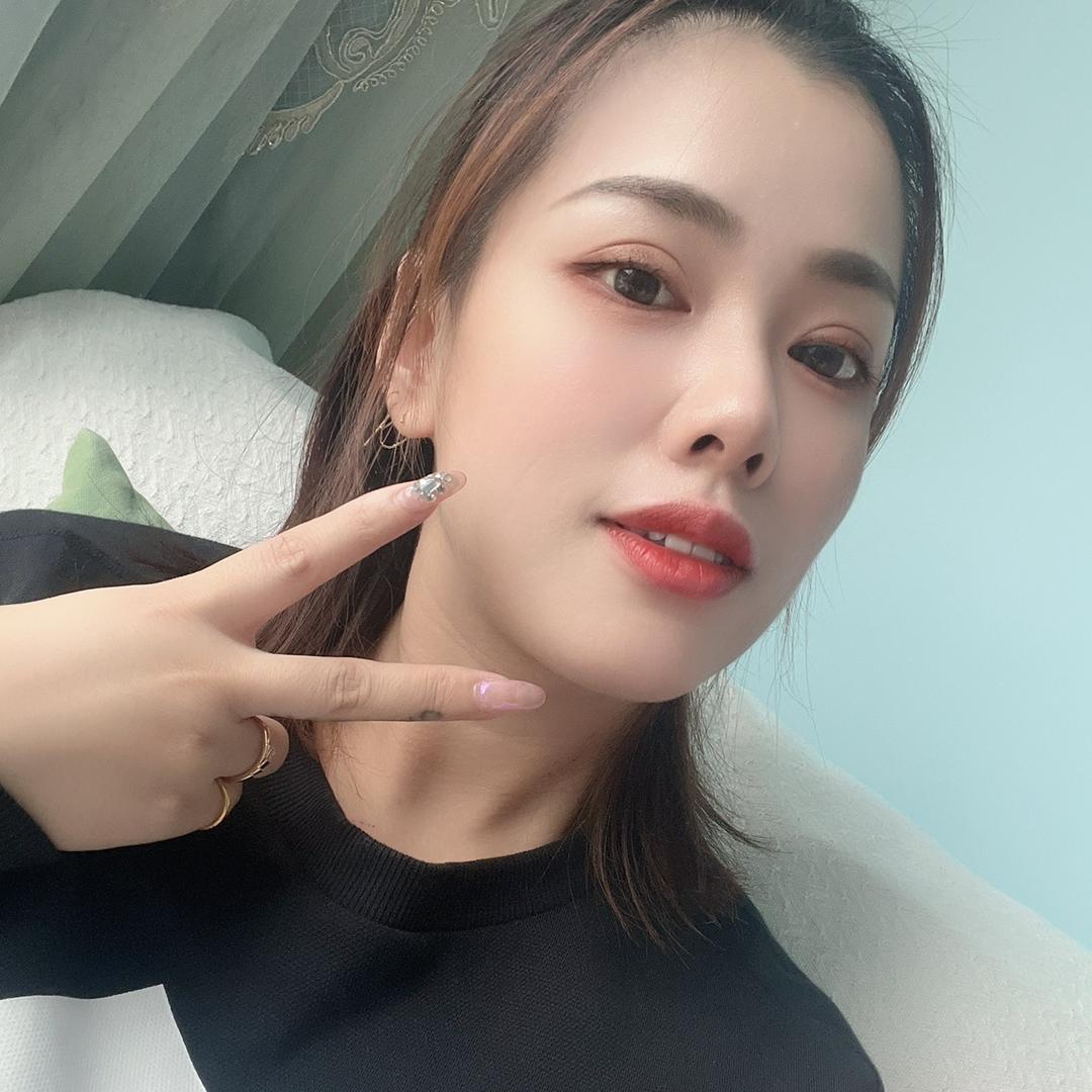 Ella.妤